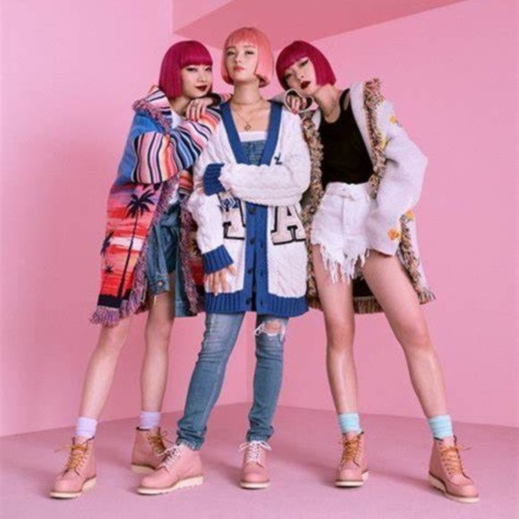 Red Wing Heritage Women's Classic Boot in Rose Boundary Leather Made in USA - Picture 4 of 11